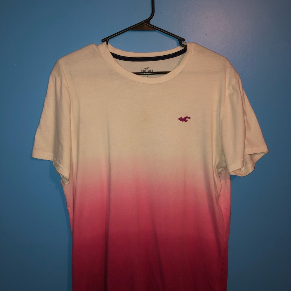 Medium Hollister tee